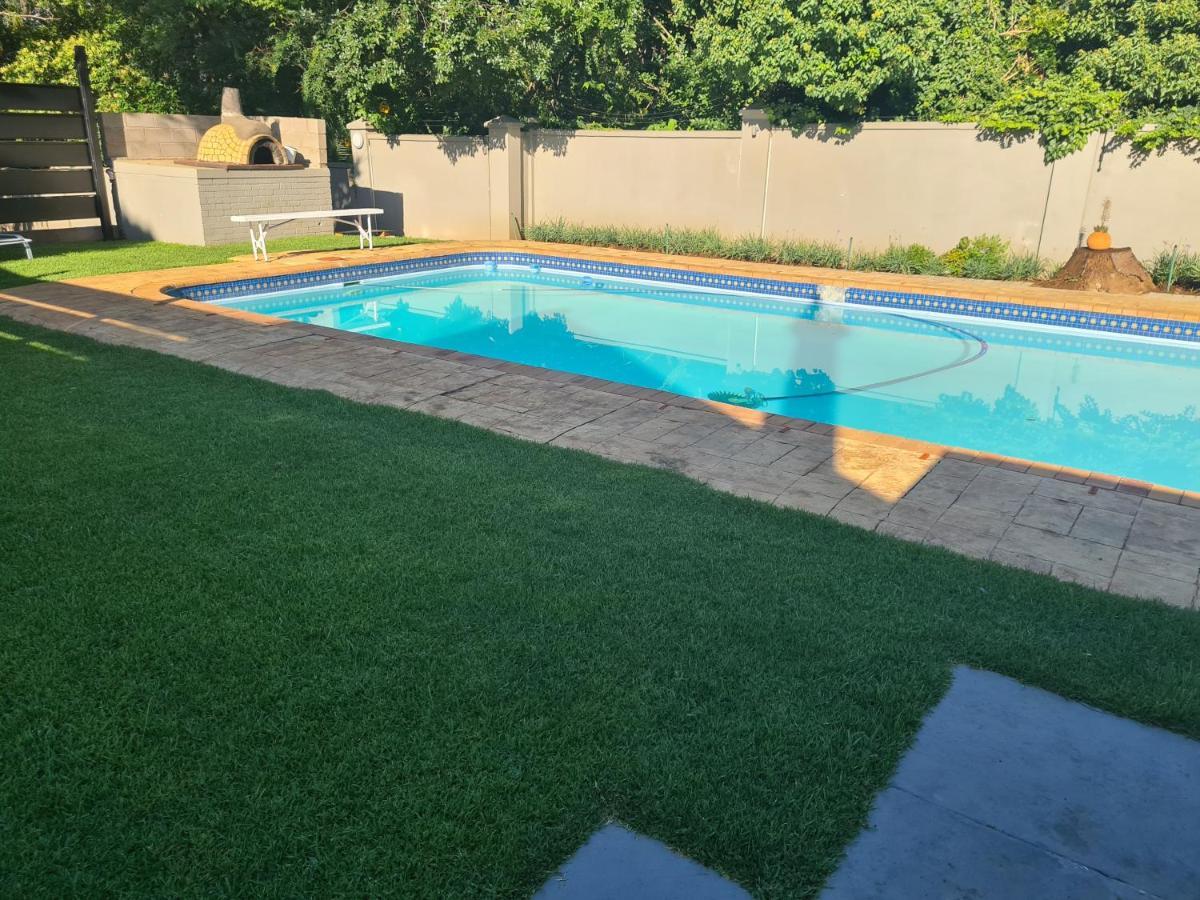 Sixty Three Hotel Bloemfontein Exterior photo